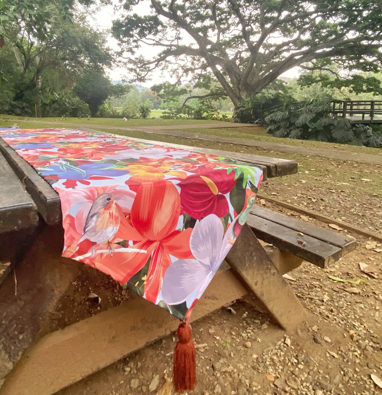 Camino de mesa-colección orgullosamente colombiana - festival de flores