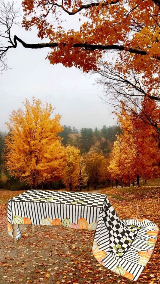 Mantel colección otoño-  calabazas blanco y negro